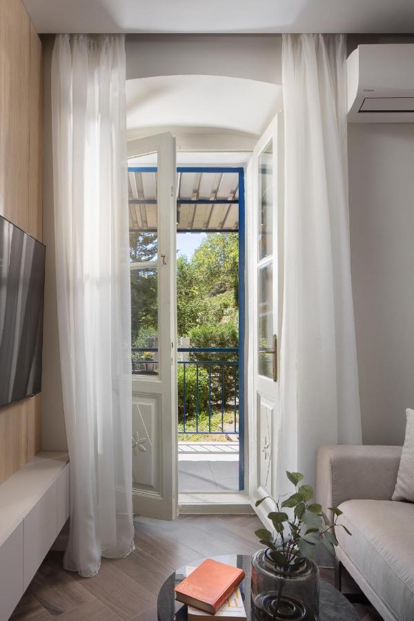 Oia Room Лабин Екстериор снимка